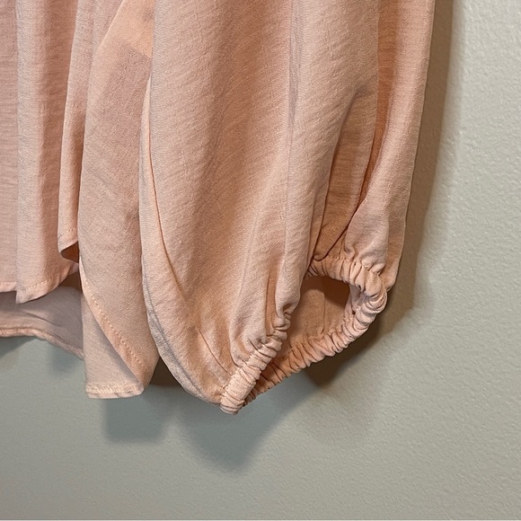 VINCE CAMUTO Pleated Mock Neck Blouse Dusty Rose L - Picture 3 of 6